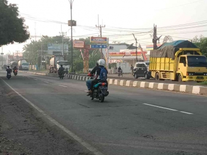 Arus Lalu Lintas Pasca Mudik-Jalan Raya Pantura Cirebon hingga Jalan Margasari Jatibarang