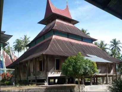 Integrasi Kebudayaan: Pendidikan Surau di Minangkabau