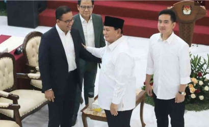 Setelah Diputuskan Jadi Presiden, Prabowo Jalankan Tugas Menhan Kembali