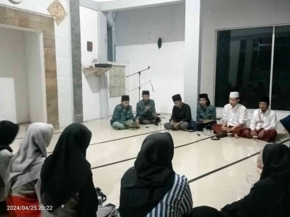 Rutinitas Malam Jum'at Marhabanan Bersama PK IPNU dan IPPNU Se-Kota Cirebon