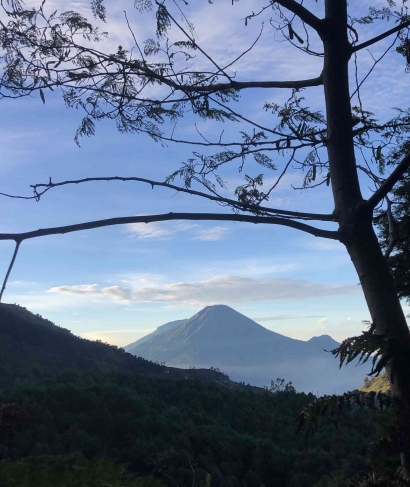 Gunung Prau via Dieng: Nanjak Minimal View Maksimal