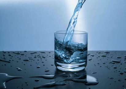 Dampak Pencemaran Air terhadap Kualitas Air Minum dan Kesehatan Masyarakat