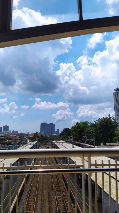 Bukan Fenomena 'Heatwave' , BMKG Ungkap Penyebab Suhu Panas di Indonesia