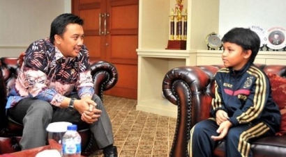 Tristan Alif: Pak Jokowi Mohon Bantuan Izin Tinggal?