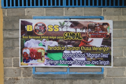 Boarding School "Mbangun Desa": Sekolah Kader Pembangunan Desa