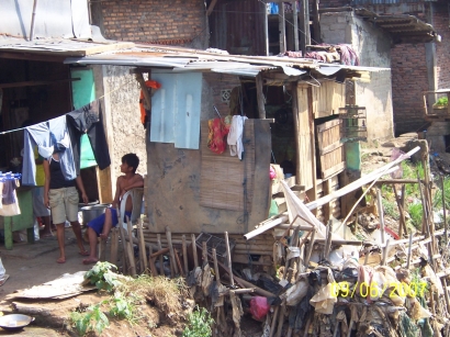 Kebijakan Pemerintah Membuat Penduduk Miskin Indonesia Bertambah