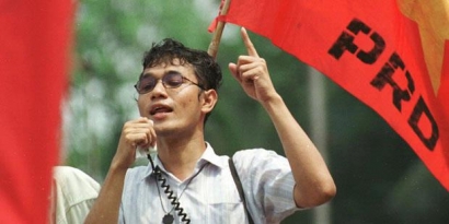 Budiman Sudjatmiko, Si Aktivis Rapi yang Memilih Perjuangan Politik
