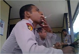 Oknum Polisi di Papua Lagi Galau?