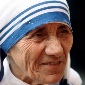 Menyelami Kehidupan Bersama Bunda Teresa