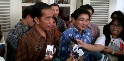 Lelang Jabatan, Jokowi Melanggar UU?