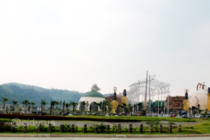 JungLeLand Tempat Rekreasi Terbesar di Indonesia yang Bernuansa Alam