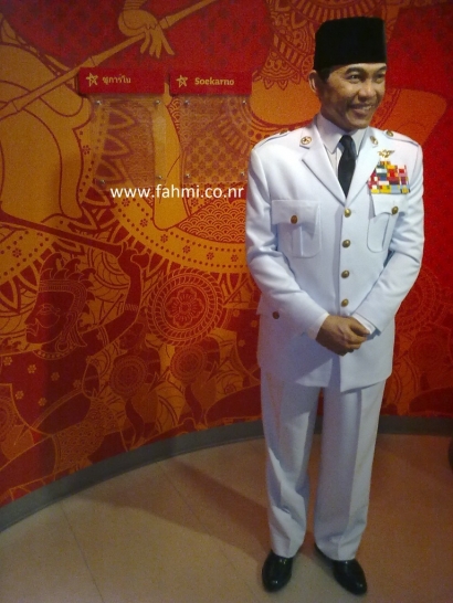Bertemu Presiden Sukarno di Madame Tussauds Bangkok, Thailand
