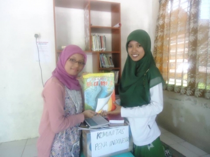 Kopindo Donasikan Buku ke Rumah Baca Ceria