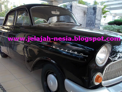 Jejak Mobil Opel Kuno Bung Tomo Di Surabaya