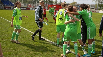 Sepak Bola Wanita: Wolfsburg Hanya Butuh Satu Poin untuk Memastikan Gelar
