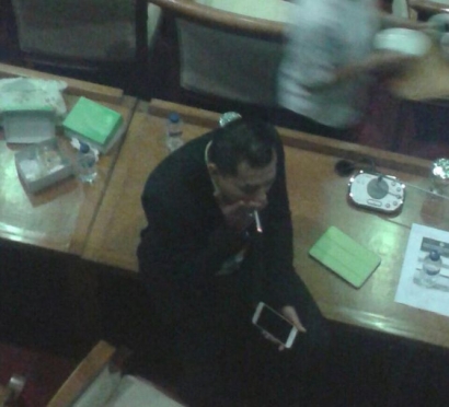 Ketahuan Merokok di Gedung DPR, Anang Hermansyah Minta Maaf