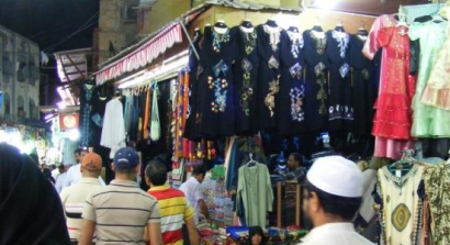 Begini Aturan Membeli Pakaian di Saudi