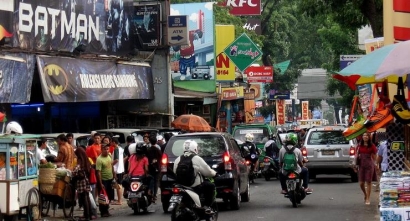 Menyoal Larangan Mobil Plat B Masuk ke Kota Bogor dan Kota Bandung