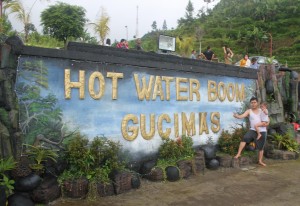 Water Boom Guci Mas, Hot Banget