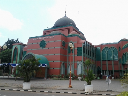 Menelusuri "Lorong Waktu" di Masjid Raya Baitussalam