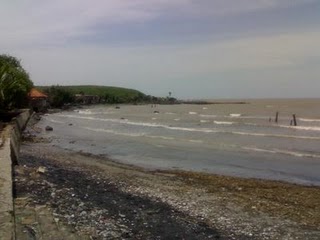 Melirik Keindahan Pantai Celong, Banyuputih, Kabupaten Batang
