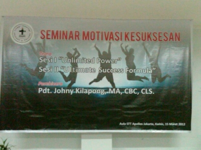 Seminar "MOTIVASI KESUKSESAN" Telah Diadakan di STT Apollos, Jakarta