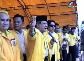 HMI-Connection dalam Kasus Akbar Tanjung 2002 dan Anas Urbaningrum 2012?