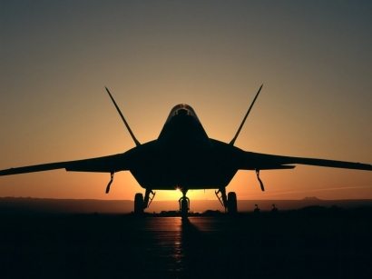Teknologi Canggih #02: Pesawat Tempur Siluman F-22 Raptor