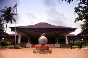Museum Perangko Indonesia: Menyusun Puzzle Sejarah Bangsa