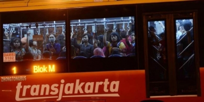 Evaluasi BLU Transjakarta