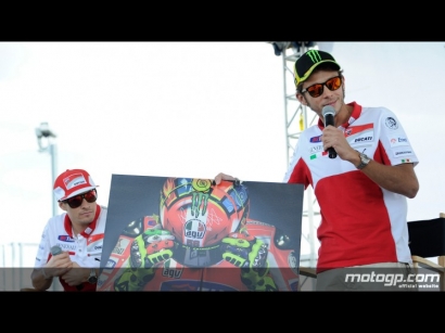 Jelang MotoGP Valencia  : Perpisahan Stoner, Rossi dan Dovi