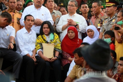 Presiden Jokowi Kerja atau Pencitraan?