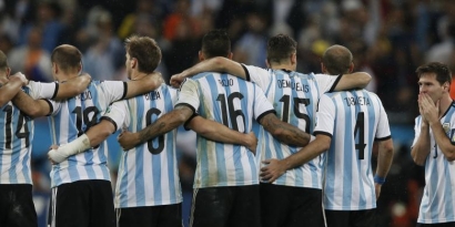 Kalau Argentina Menang, Akankah Brasil Rusuh? (Video Wawancara Jacksen F Tiago)