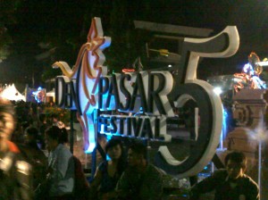 Pesta Rakyat Akhir Tahun di Denpasar Festival 2012