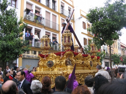 Mengintip Prosesi Semana Santa di Sevilla