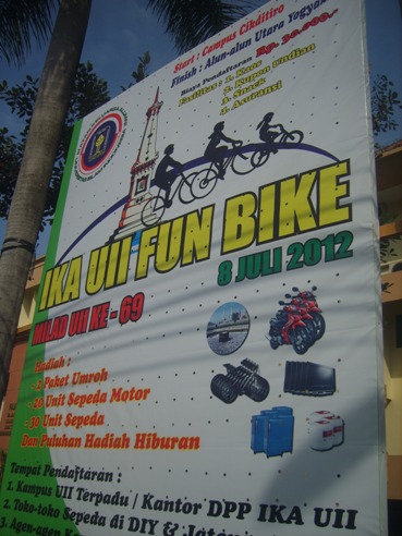 Ride to Pura Pakualaman