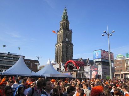 Extravaganza!! Perayaan Queen’s Day 2012 di Belanda