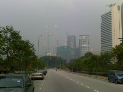 Ketika Langit Kuala Lumpur Berasap