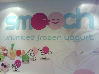 Manjakan Diri dengan Jajanan Sehat di Smooch Unlimited Frozen Yoghurt