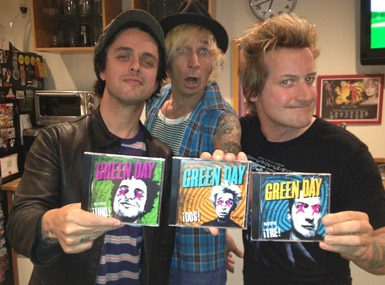 Green Day Siap Menghentak Lewat Album Trilogi