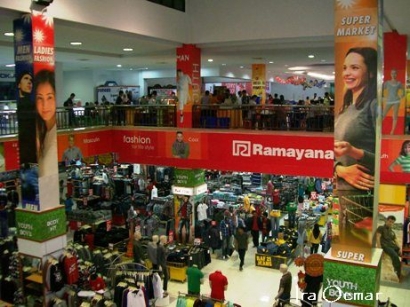 Meriahnya Mall di Pertengahan Ramadhan (WPC-16)