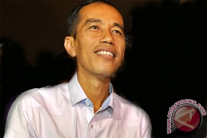 Jokowi Mulai Berani Menantang Kemapanan Kekuasaan