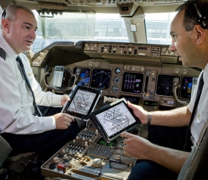 Kini Mulai Ramai Menggunakan iPad untuk Penerbangan