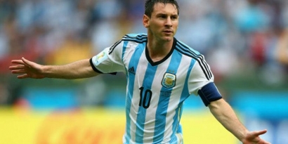 Messi Sang “Magician” Tim Argentina