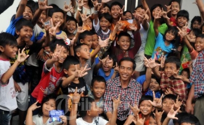 Mengantar Jokowi Hingga Istana