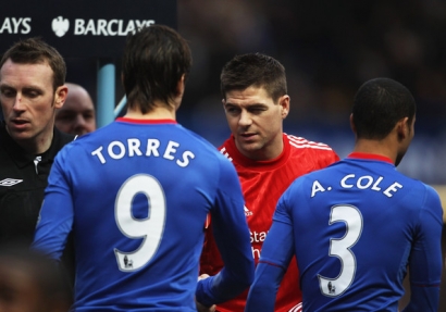 Beranikah Torres Jebol Gawang Liverpool?
