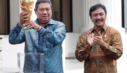 Skenario ala SBY: Mengorbankan AAM?