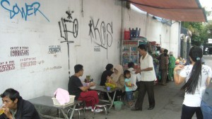 Menikmati Sarapan Pho (Mi) Halal di Saigon, Vietnam