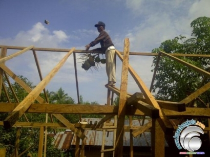 Lempar Pisang, Tradisi Mendirikan Rumah di Kabupaten Seluma