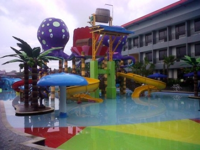 Menginap di Waterpark and Resort Hotel Batu Wonderland Malang